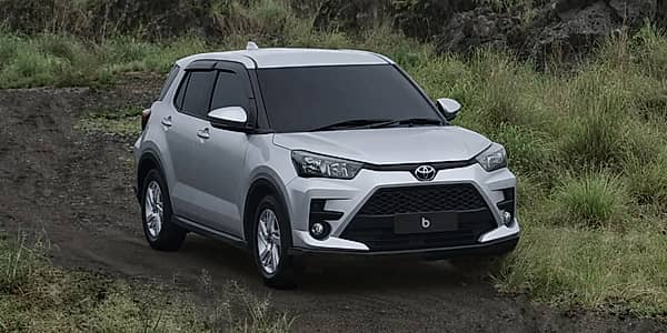 Toyota Raize front view